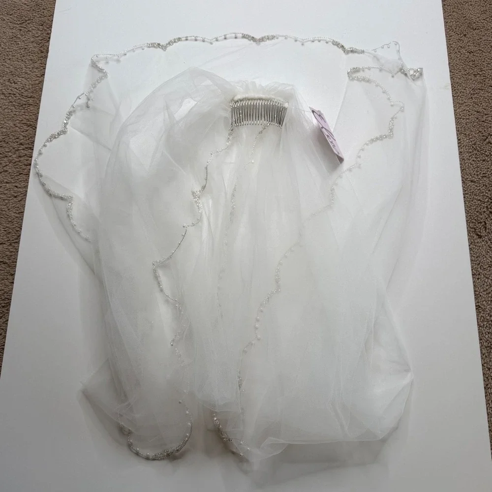 ELENA Bridal Wedding Veil Ivory Beaded Tulle Scalloped Women's OS New Comb